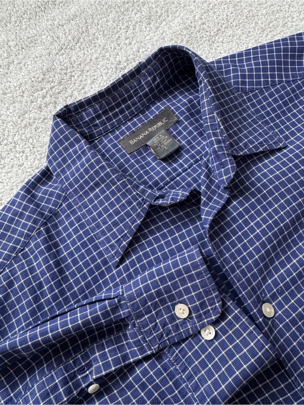 Banana Republic Men's Blue Grid Button-Up Shirt